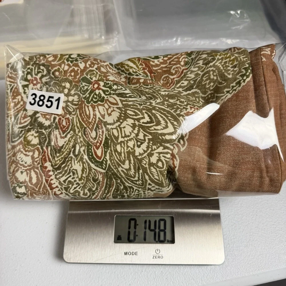 Pottery Barn Pillow Covers 2 Piece Linen Blend 24X24 Brown Floral Medallion BoHo